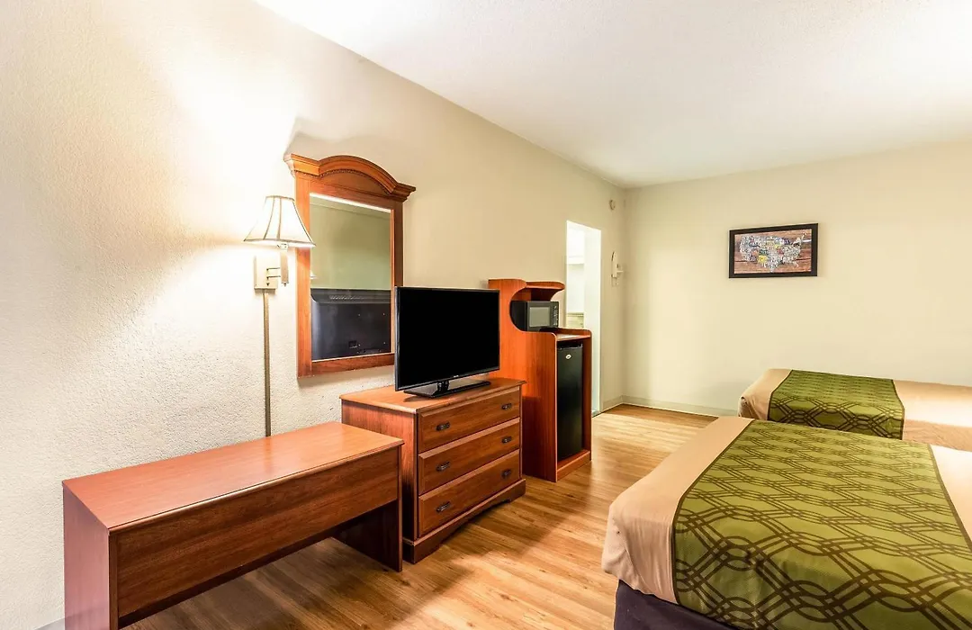 Econo Lodge Lake City-North-1